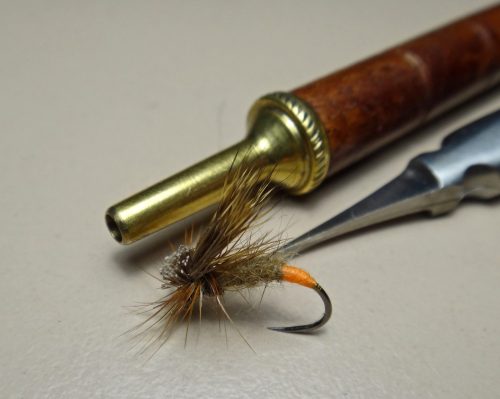 caddis-parachute-hot-but-12
