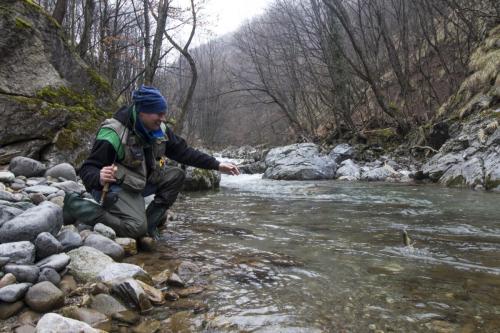 flyfishing-in-mountain-12