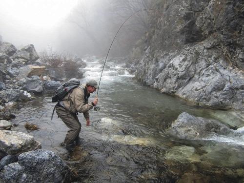 flyfishing-in-mountain-43