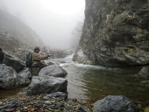flyfishing-in-mountain-47