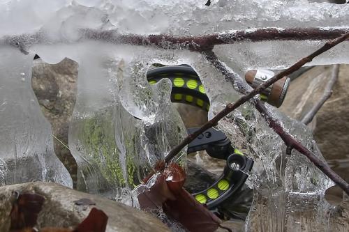 ice-fly-fishing-in-mountain-01