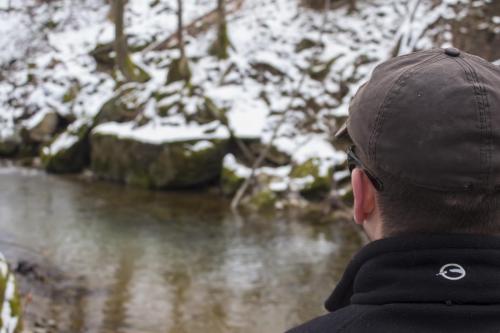 ice-fly-fishing-in-mountain-07