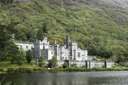 Имението Kylemore Abbey