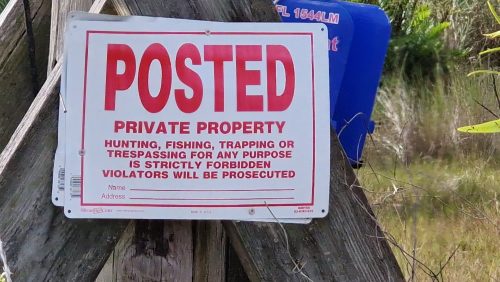 no-fishing-signs-florida-202405