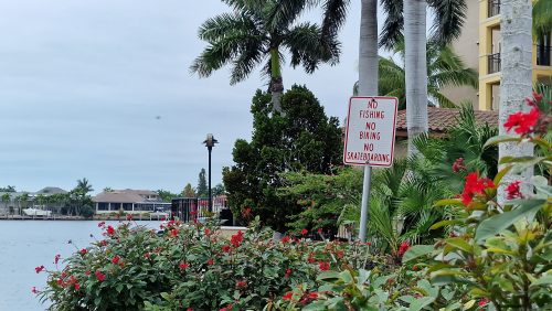 no-fishing-signs-florida-202421